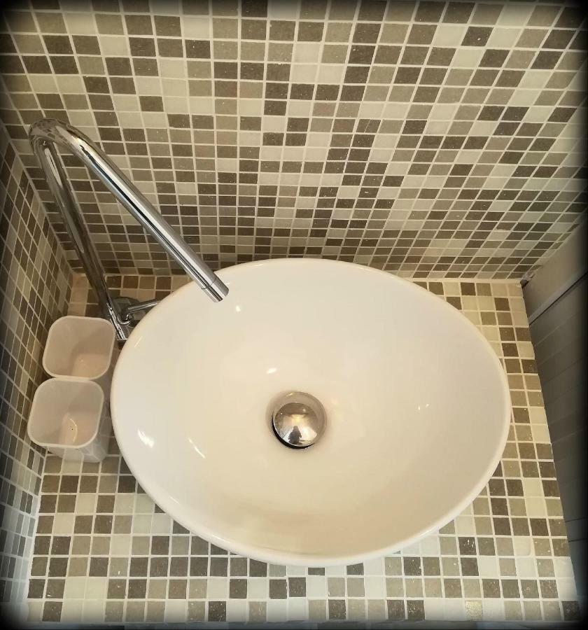דירות טרמולי La Casa Sotto L'Arco מראה חיצוני תמונה