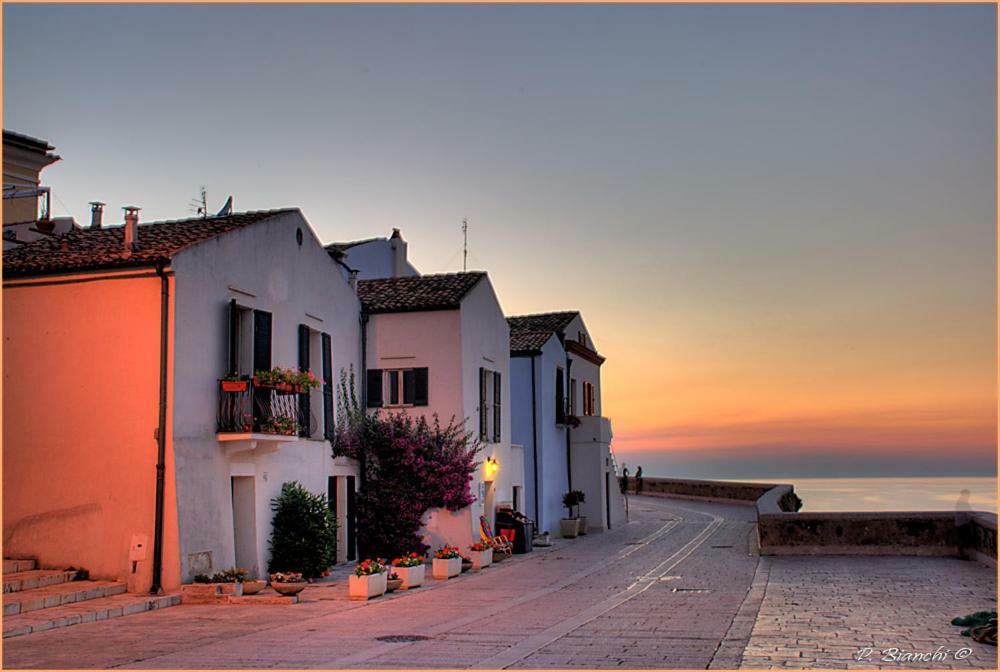 דירות טרמולי La Casa Sotto L'Arco מראה חיצוני תמונה